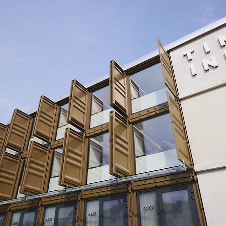 Tin Inn Montabaur L Einfach Gut - Das Hotel Aus Hochwertig Ausgebauten Ueberseecontainern 外观 照片