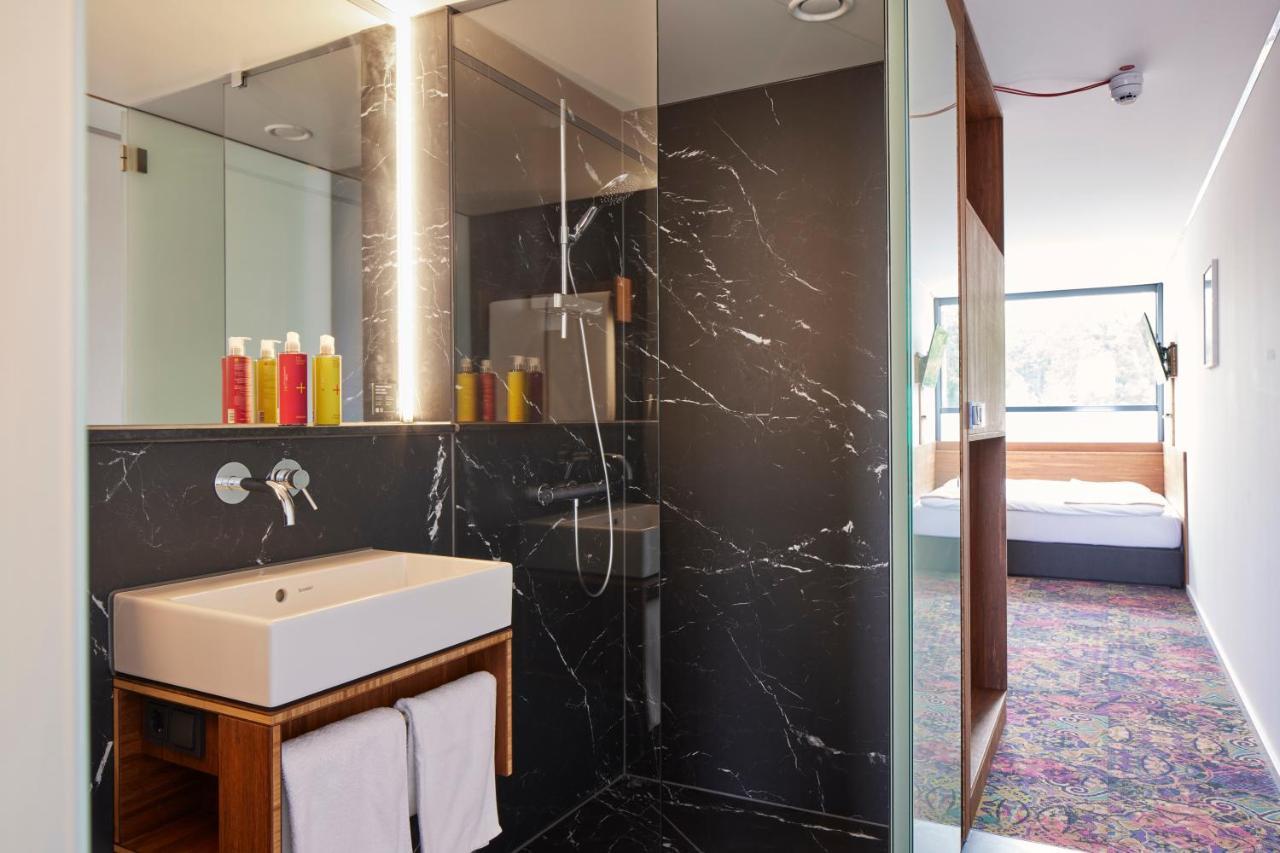 Tin Inn Montabaur L Einfach Gut - Das Hotel Aus Hochwertig Ausgebauten Ueberseecontainern 外观 照片